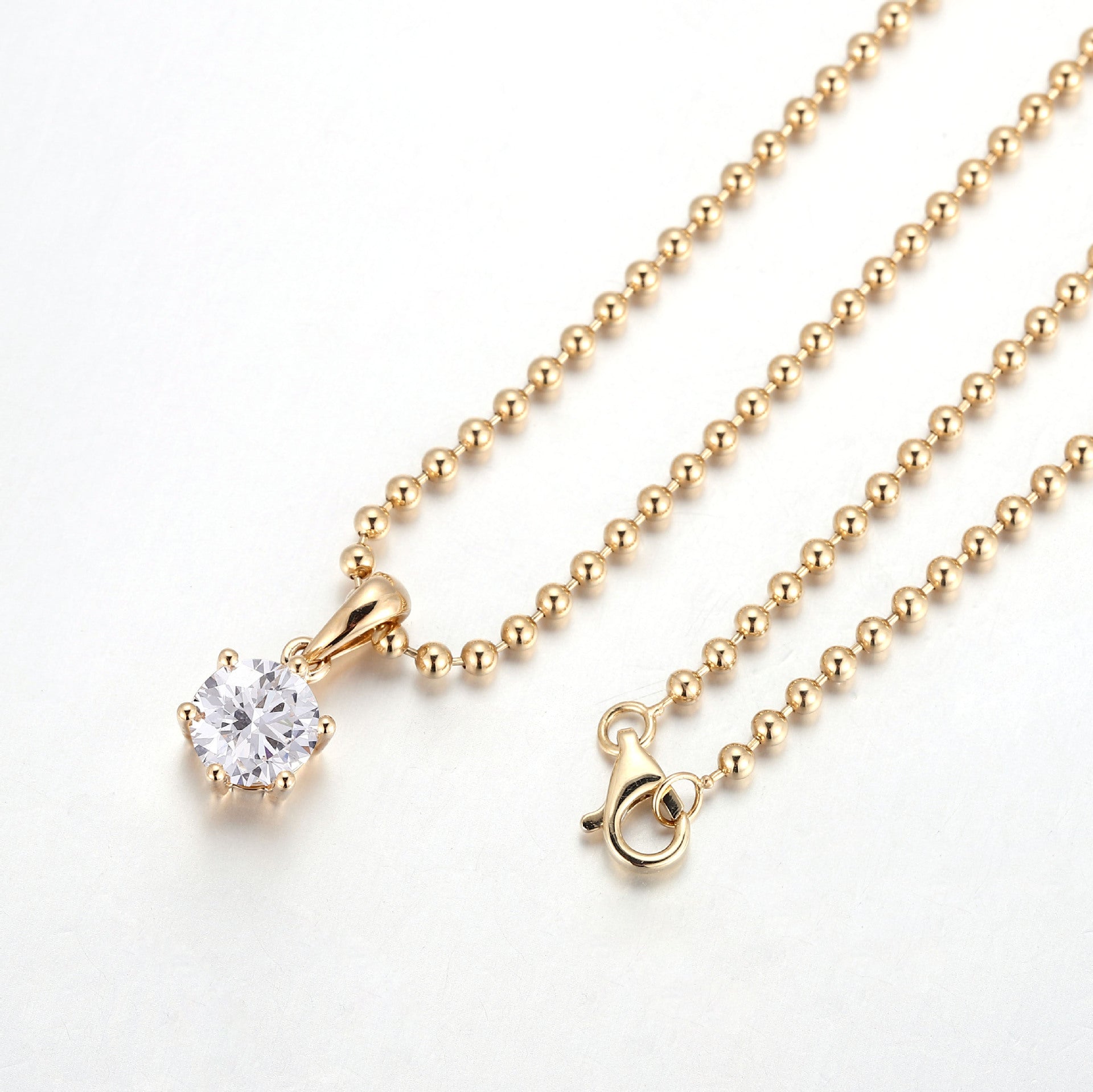 Serene Solitaire Diamond Necklace | 18K Solid Gold - Detail View 4 | Pebble and Glow D VVS1 Lab Grown Diamond
