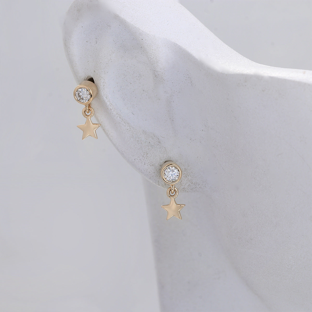 Celestial Star Diamond Stud Earrings | 18K Solid Gold - Detail View 3 | Pebble and Glow D VVS1 Lab Grown Diamond
