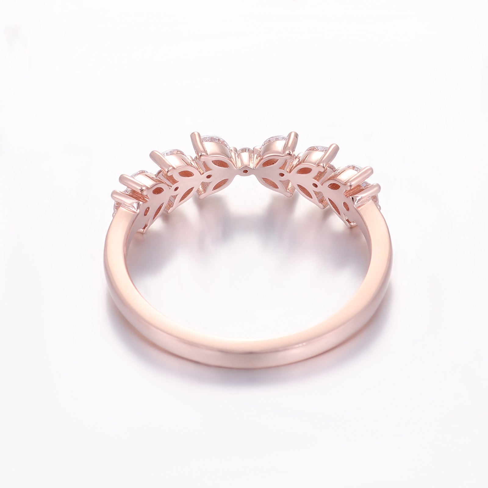 Ethereal Dual-Ring Set | 18K Rose Gold & Platinum - Detail View 3 | Pebble and Glow D VVS1 Lab Grown Diamond