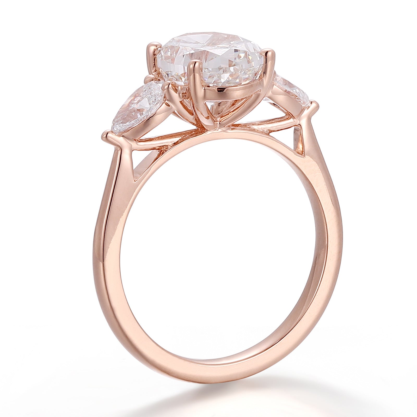 Majestic 3ct Solitaire Diamond Ring | 18K Solid Gold - Detail View 3 | Pebble and Glow D VVS1 Lab Grown Diamond