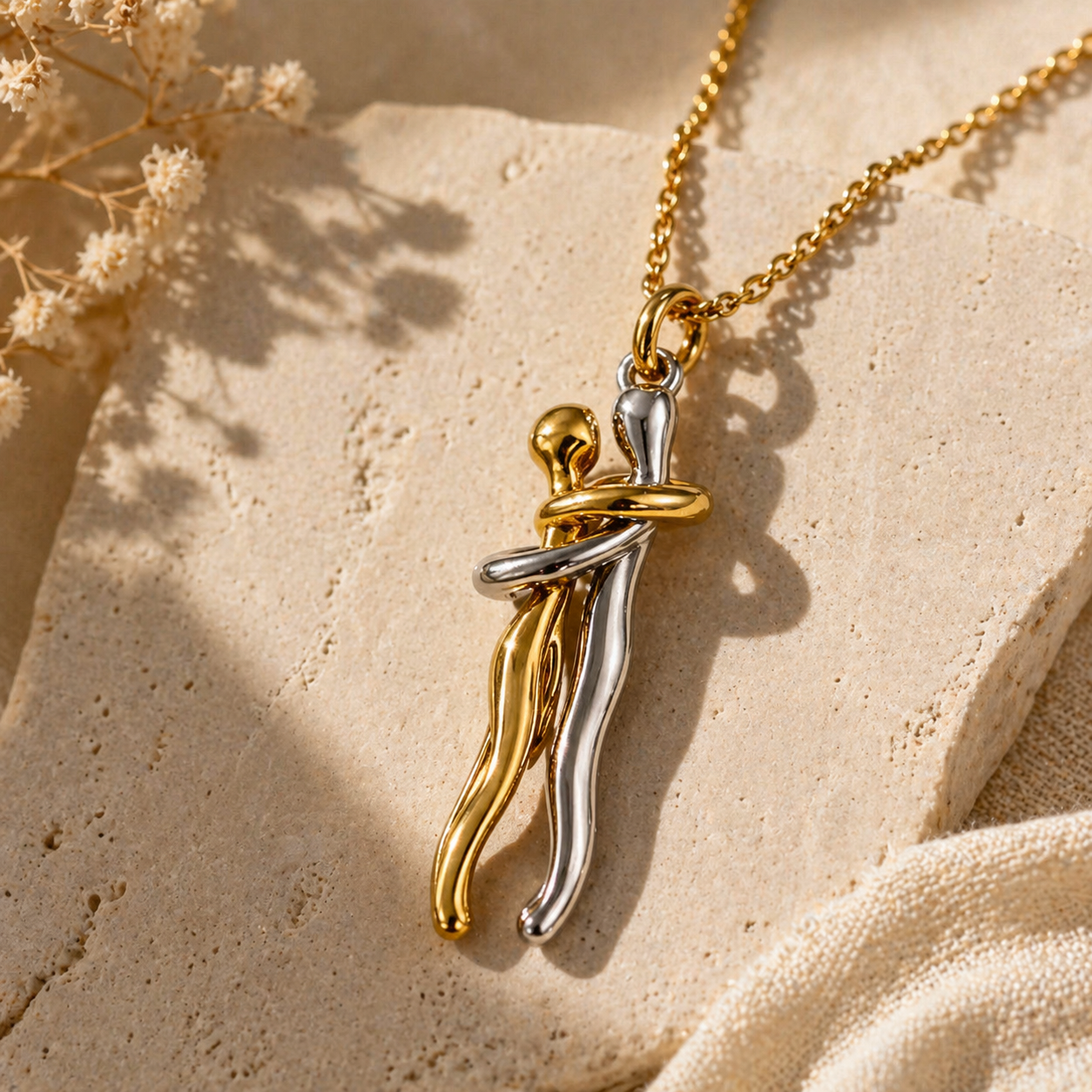 Hug Necklace 💞