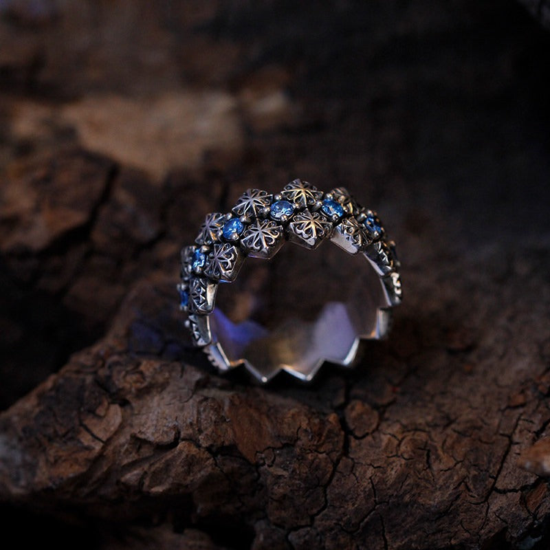 Heritage Mesh Open Ring | Minimalist Urban Band - Close-up Detail - Pebble and Glow Luxury Jewelry